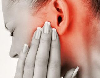 أسباب وأعراض وعلاج التهاب الأذن الوسطى
